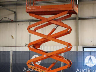 2011-skyjack-sjiii-4626-1392755-44176111