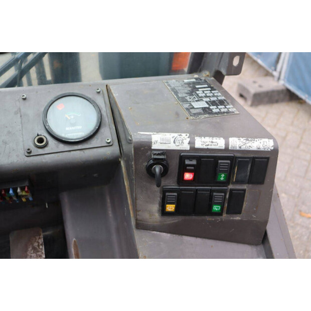 2009 مانيتو MSI25-44176186