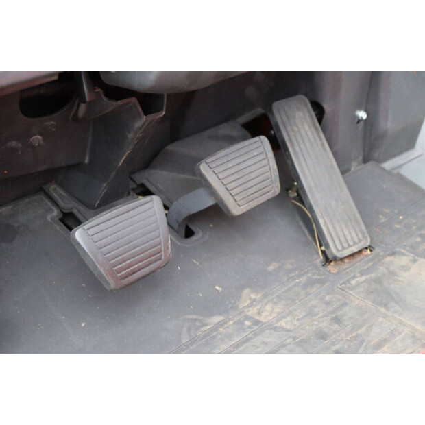 NISSAN FD02A25Q-44176255