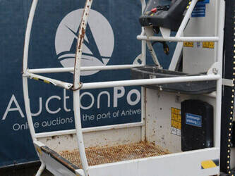 2013-jlg-toucan-8e-1392762-44176349