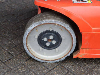 2013-jlg-toucan-8e-1392762-44176353