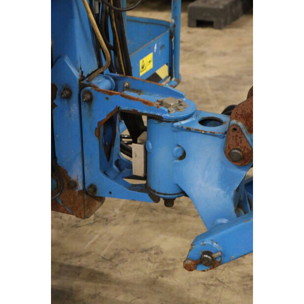 2014 جيني S-45-44176443