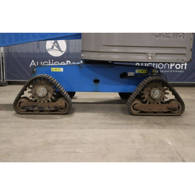 2014 جيني S-45-44176454