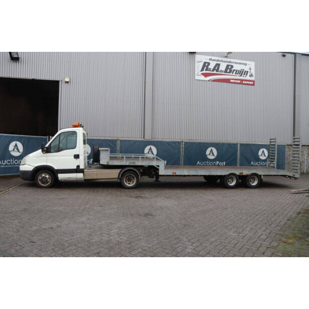 2011 VELDHUIZEN SDO-44176543