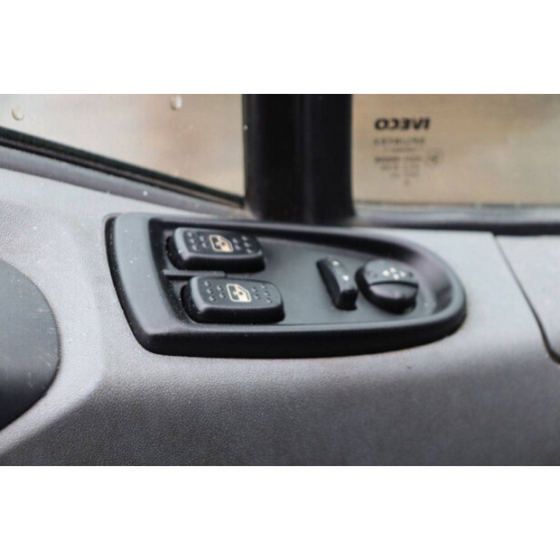 2011 VELDHUIZEN SDO-44176565