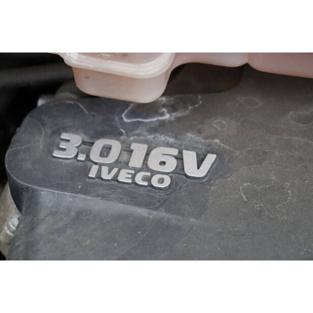 2011 VELDHUIZEN SDO-44176589