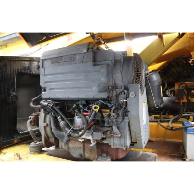 2009 هولوت HA20PX-44176635