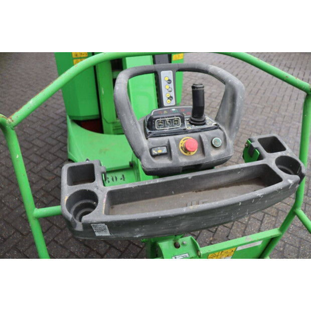 2013 جيه ال جي Toucan 12E PLUS-44176653