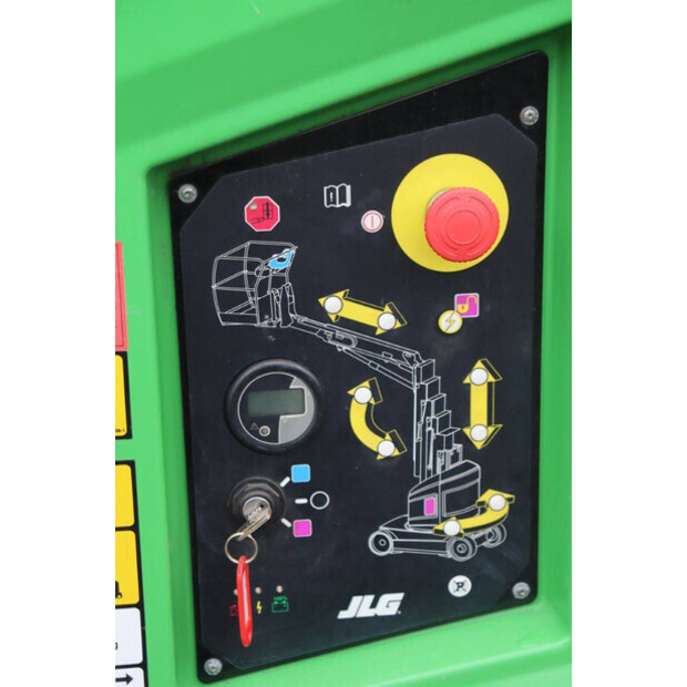 2013 جيه ال جي Toucan 12E PLUS-44176658