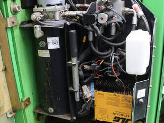 2013-jlg-toucan-12e-plus-44176659