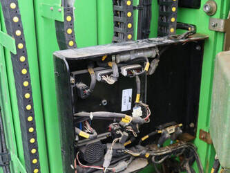 2013-jlg-toucan-12e-plus-44176662