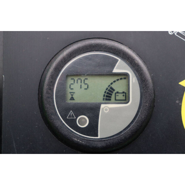 2013 جيه ال جي Toucan 12E PLUS-44176663