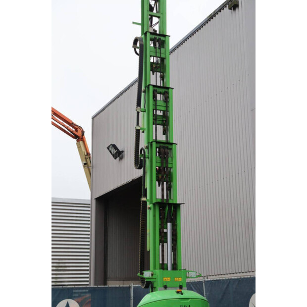 2013 جيه ال جي Toucan 12E PLUS-44176667