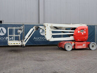 صورة ل رافعات سلة مفصلية 2013 مانيتو 150AETJ