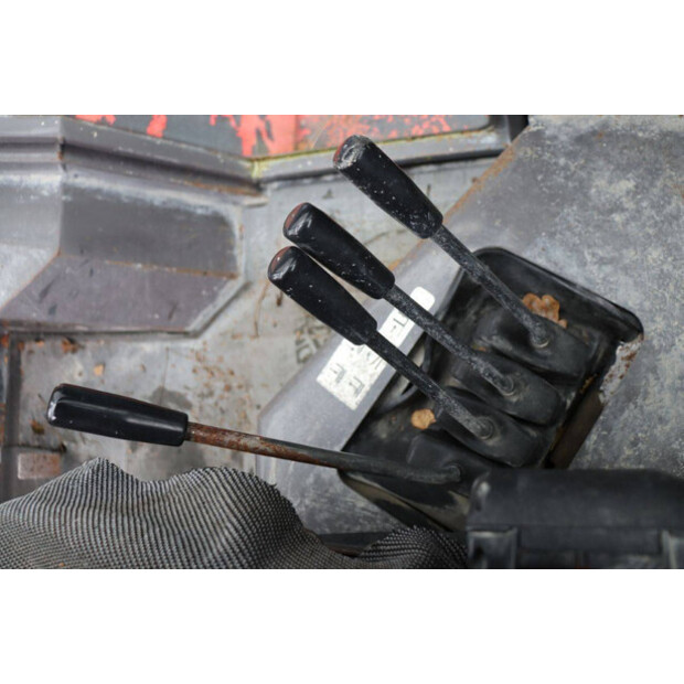 2012 مانيتو MC50T-44176780