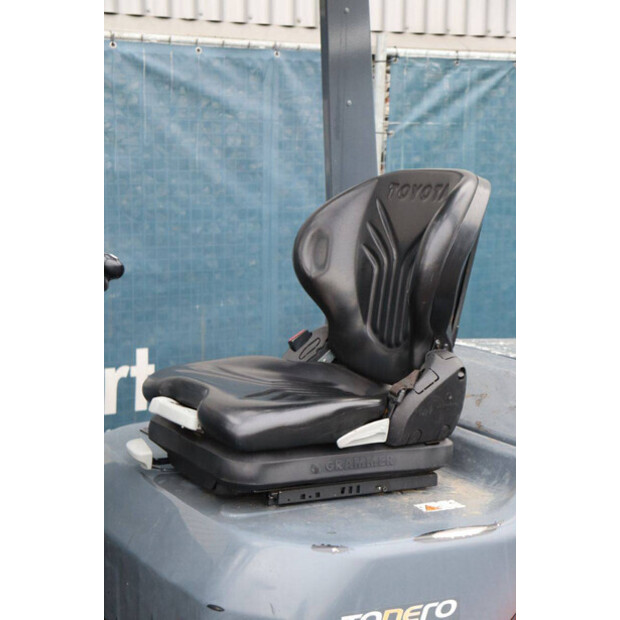 2018 تويوتا 02-8FDF30-44176846