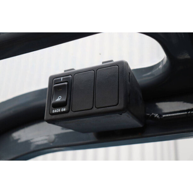 2018 تويوتا 02-8FDF30-44176856