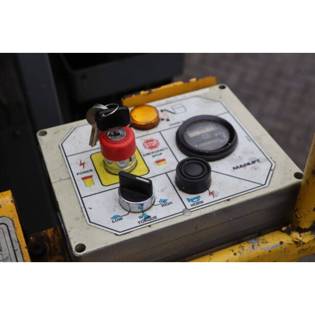 2001 GROVE Toucan 1100 A-44176986