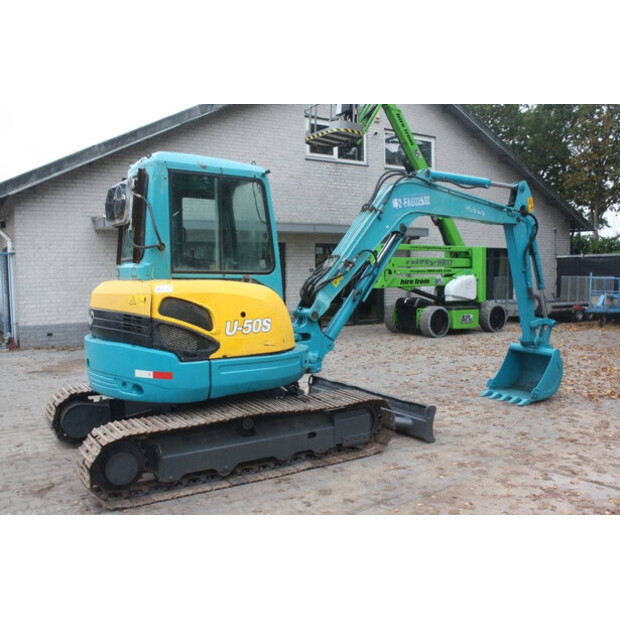 2010 كوبوتا U50-3S-44177036