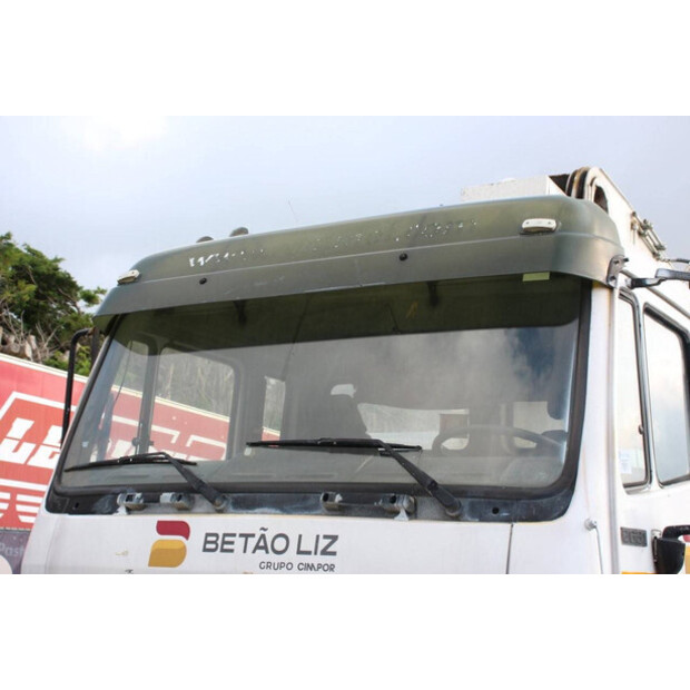 2020 مرسيدس بنز 2631-44177161