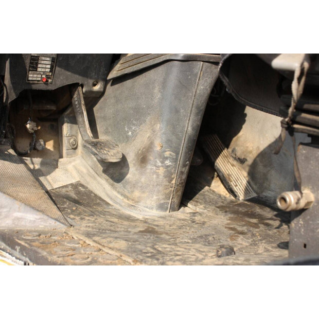 2020 مرسيدس بنز 2631-44177179