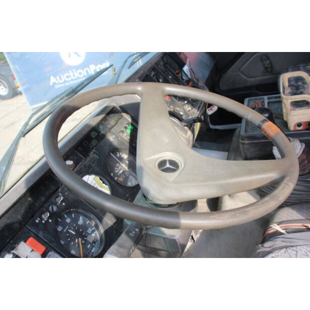 2020 مرسيدس بنز 2631-44177180