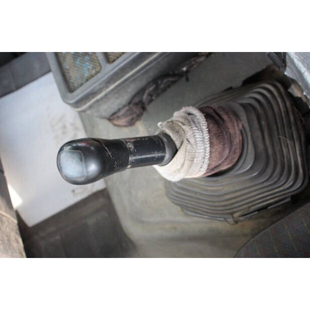 2020 مرسيدس بنز 2631-44177183