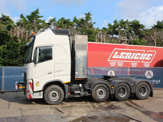 صورة ل شاحنات 2016 فولفو FH16