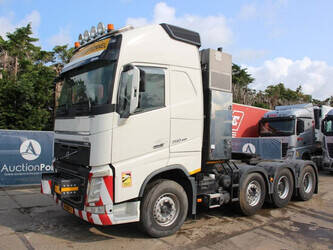 2016-volvo-fh16-1392795-44177261