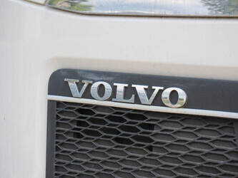 2016-volvo-fh16-1392795-44177267