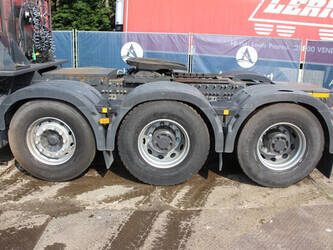 2016-volvo-fh16-1392795-44177270