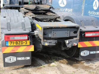 2016-volvo-fh16-1392795-44177275