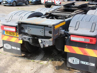 2016-volvo-fh16-1392795-44177276