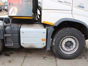 2016-volvo-fh16-1392795-44177281