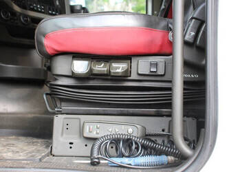 2016-volvo-fh16-1392795-44177285