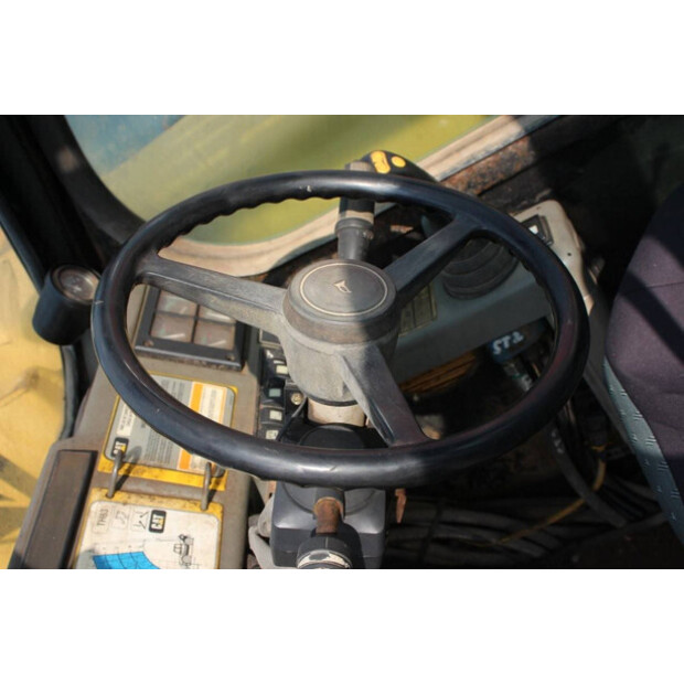 1997 Caterpillar TH63-44177319