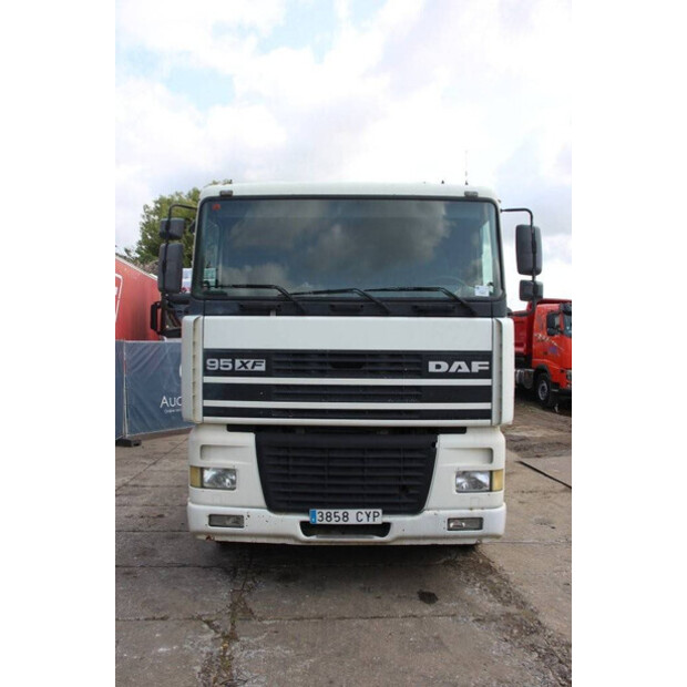 DAF 95XF-44177333