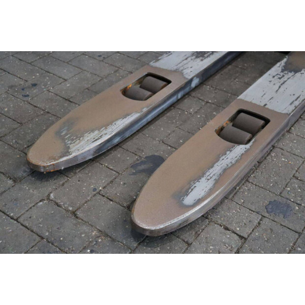 2011 ستيل EGV 14-44177504