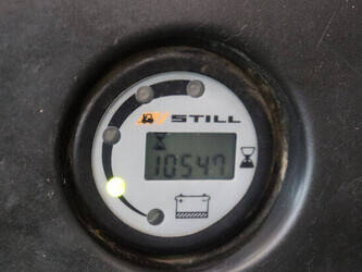 2011-still-egv-14-1392802-44177511