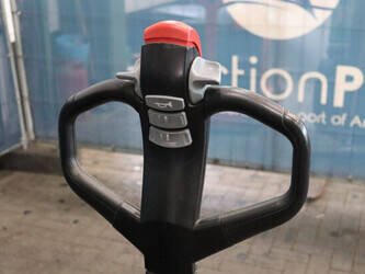 2011-still-egv-14-1392802-44177512