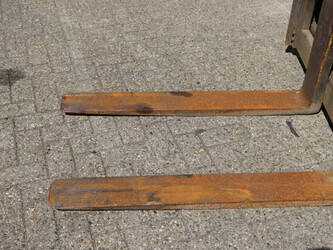 2002-daewoo-d40s-2-1392803-44177530