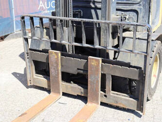 2002-daewoo-d40s-2-1392803-44177531