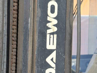 2002-daewoo-d40s-2-1392803-44177532