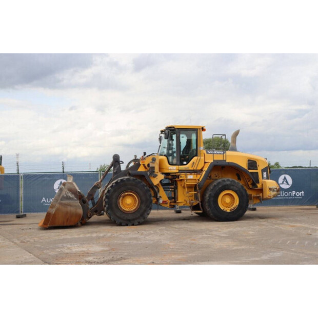 2013 فولفو L180G-44177557