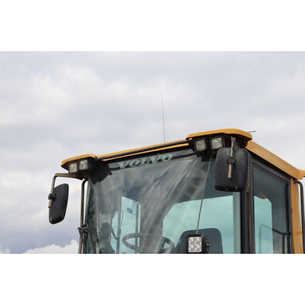 2013 فولفو L180G-44177567