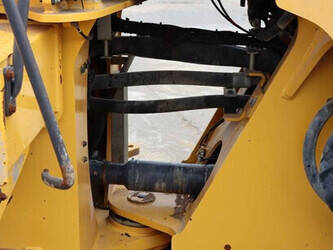 2013-volvo-l180g-1392804-44177579