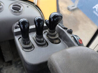 2013-volvo-l180g-1392804-44177585