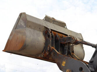 2013-volvo-l180g-1392804-44177595