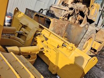 2023-komatsu-d6m-44177782