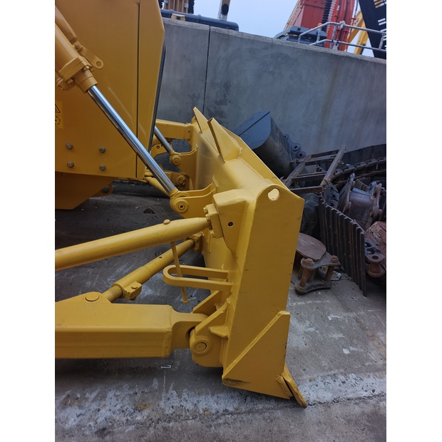 2023 كاتربيلر D6G-44177785